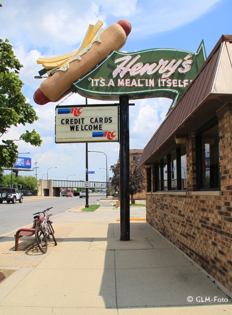 2017-08-09-Henrys-HotDogs_004